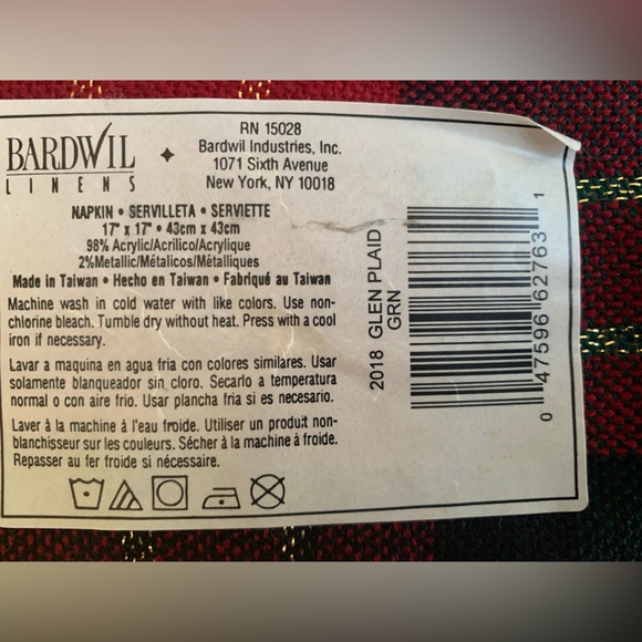NWT Bardwil 6-Piece Set: Fabric Napkins, Plaid Green/Red/Gold Metallic 17x17” - Picture 4 of 8